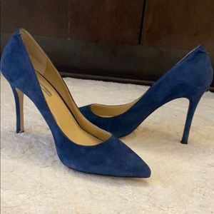 Navy suede pumps